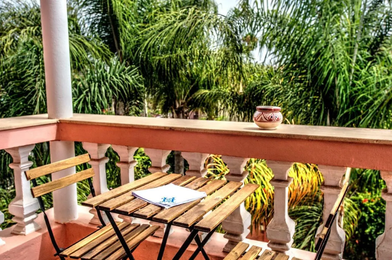 Gasthof Lhostel A Casablanca